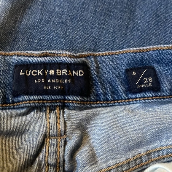 Lucky Brand High Rise Skinny Bridgette 6/28 Button Fly - Picture 3 of 4